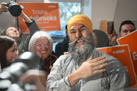 Jagmeet Singh Rallies Supporters In Edmonton Campaign Event