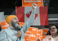 Jagmeet Singh Rallies Supporters In Edmonton Campaign Event