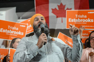 Jagmeet Singh Rallies Supporters In Edmonton Campaign Event