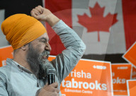 Jagmeet Singh Rallies Supporters In Edmonton Campaign Event