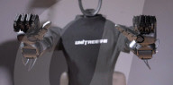 Robot's new digits are handy
