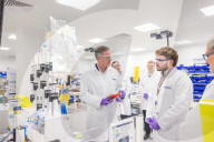 Secretary of State Peter Kyle visits Autolus