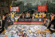 Amnesty International Korea And Activists Deliver Over 460,000 Petitions To Seoul Mayor