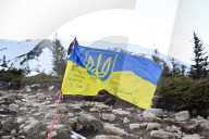 Charity mountain ascent raises money for Ukraine Armed Forces