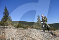Charity mountain ascent raises money for Ukraine Armed Forces