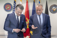 Hegseth and RFK Jr, excited they get pins