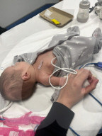 Schwere Streptokokken-Infektion: Der Mutterinstinkt rettete dem drei Monate alten Baby Bowen das Leben