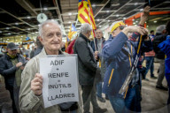Demonstrators Occupy Central Barcelona Station To Protest Rail Service Failures