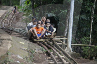 Traditional Lori-lorian Game