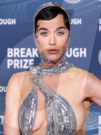 11th Annual Breakthrough Prize Ceremony 2025 - Arrivals