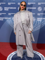 11th Annual Breakthrough Prize Ceremony 2025 - Arrivals