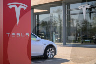 Tesla - Showroom - Sales Europe