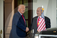Trump welcomes Netanyahu to the White House