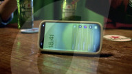 Smartphone case flips out over social media scrolling