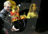 Elton John plays San Jose, 2006