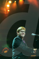 Elton John plays San Jose, 1998