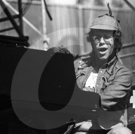 Elton John plays Oakland, 1975