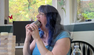 Woman with widest mouth gape