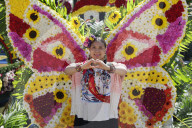 Flower Festival Of The Ejido In Xochimilco, Mexico, Stands In Solidarity With Palestine