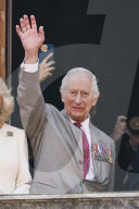 Intestazione: King Of The United Kingdom Charles III And Queen Camilla Rrive At Piazza Del Popolo For The State Visit To The Republic Of Italy In Ravenna