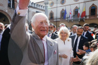 Intestazione: King Of The United Kingdom Charles III And Queen Camilla Rrive At Piazza Del Popolo For The State Visit To The Republic Of Italy In Ravenna