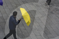 Cold High Winds Sweep Shanghai