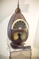 Art Deco-Inspired Chocolate Eggs on Display at Belíåuf in Brussels
