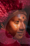 Lal Kach (Red Glass) 2025