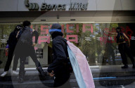 Dissident Collectives In Mexico City Carry Out Direct Action Outside The Colombian Embassy To Demand Justice For The Transfemicide Of Sara Millerey