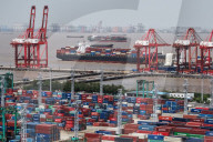 China Total Import And Export Value of Goods Trade Increases in Q1 2025