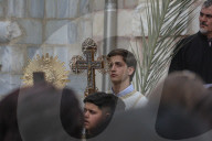 Palestinian Christians attend a Palm Sunday mass at the Greek Orthodox Saint Porphyrius Church, in Gaza CityGaza Christians observe Palm Sunday