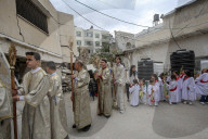 Palestinian Christians attend a Palm Sunday mass at the Greek Orthodox Saint Porphyrius Church, in Gaza CityGaza Christians observe Palm Sunday