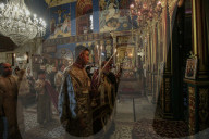 Palestinian Christians attend a Palm Sunday mass at the Greek Orthodox Saint Porphyrius Church, in Gaza CityGaza Christians observe Palm Sunday