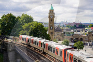 Metro Hamburg At Landungsbruecken