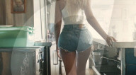 Byonce hots things up in sweaty diner for Levi's
