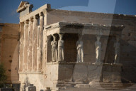 Tourists flock to Athens' Acropolis in spite of access price hike