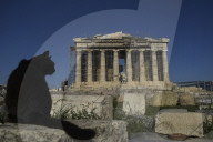 Tourists flock to Athens' Acropolis in spite of access price hike