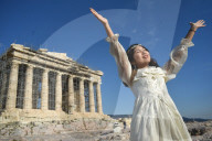 Tourists flock to Athens' Acropolis in spite of access price hike