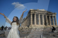 Tourists flock to Athens' Acropolis in spite of access price hike