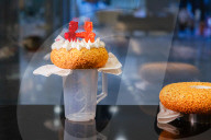 Aus Forschung und Wissenschaft: Italienische und Schweizer Wissenschaftler und Köche kreieren eine durch den EU RoboFood Finanzfond geförderte vollständig essbare KI Hochzeitstorte
