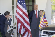 DC: President Trump and PM Meloni hold a White House arrivals