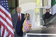 DC: President Trump and PM Meloni hold a White House arrivals