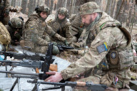 18 to 24 year old volunteers train in Ukrainian army