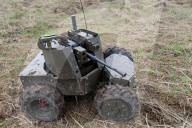 Ukraine Army trains operators of ground robotic systems