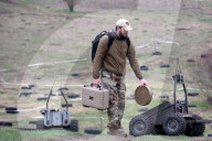 Ukraine Army trains operators of ground robotic systems