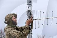 Ukraine Army trains operators of ground robotic systems