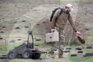 Ukraine Army trains operators of ground robotic systems