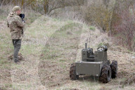 Ukraine Army trains operators of ground robotic systems