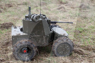 Ukraine Army trains operators of ground robotic systems