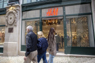 H&M Warns U.S. Consumers Will Pay More As Trump Tariffs Disrupt Supply Chains